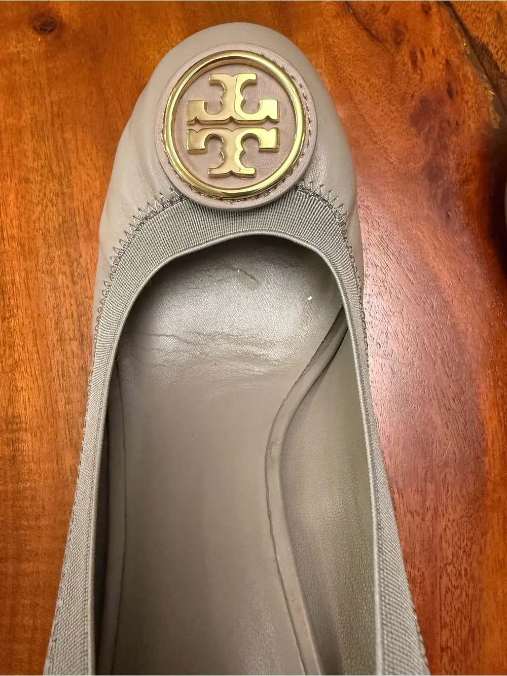 Tory Burch Gray/Taupe Leather Logo Round-Toe Wedges with Gold Emblem - Size 8